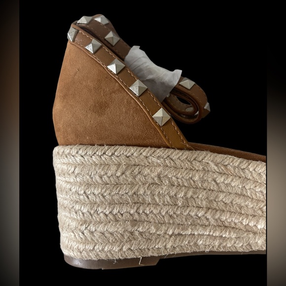 MARC FISHER Jazlyn Studded Ankle Strap Espadrille Wedge Sandals - Picture 5 of 5